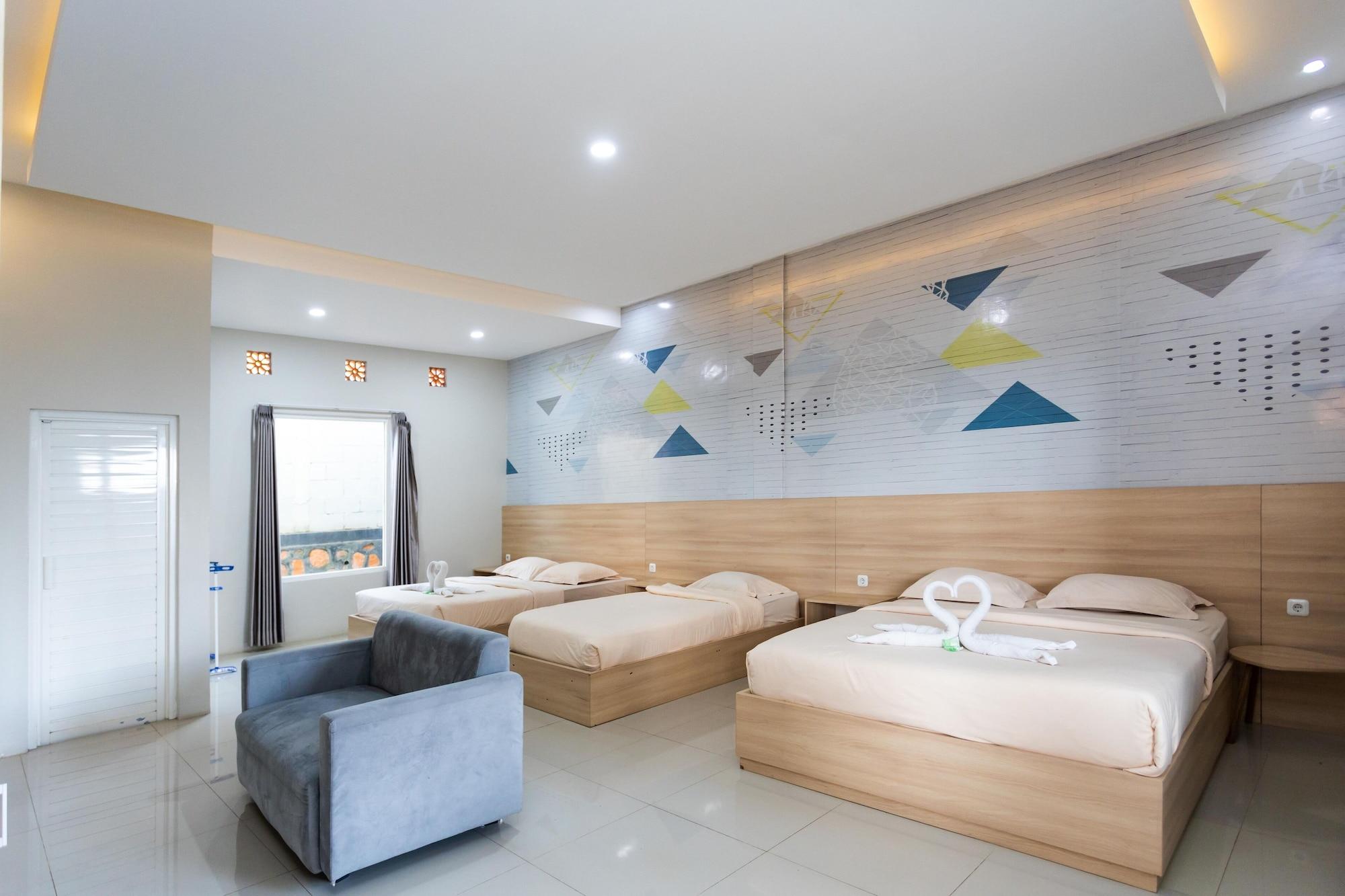 Villa Panderman Indah Batu  Εξωτερικό φωτογραφία