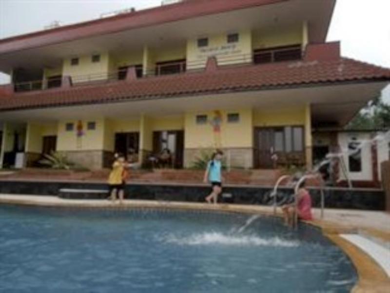 Villa Panderman Indah Batu  Εξωτερικό φωτογραφία